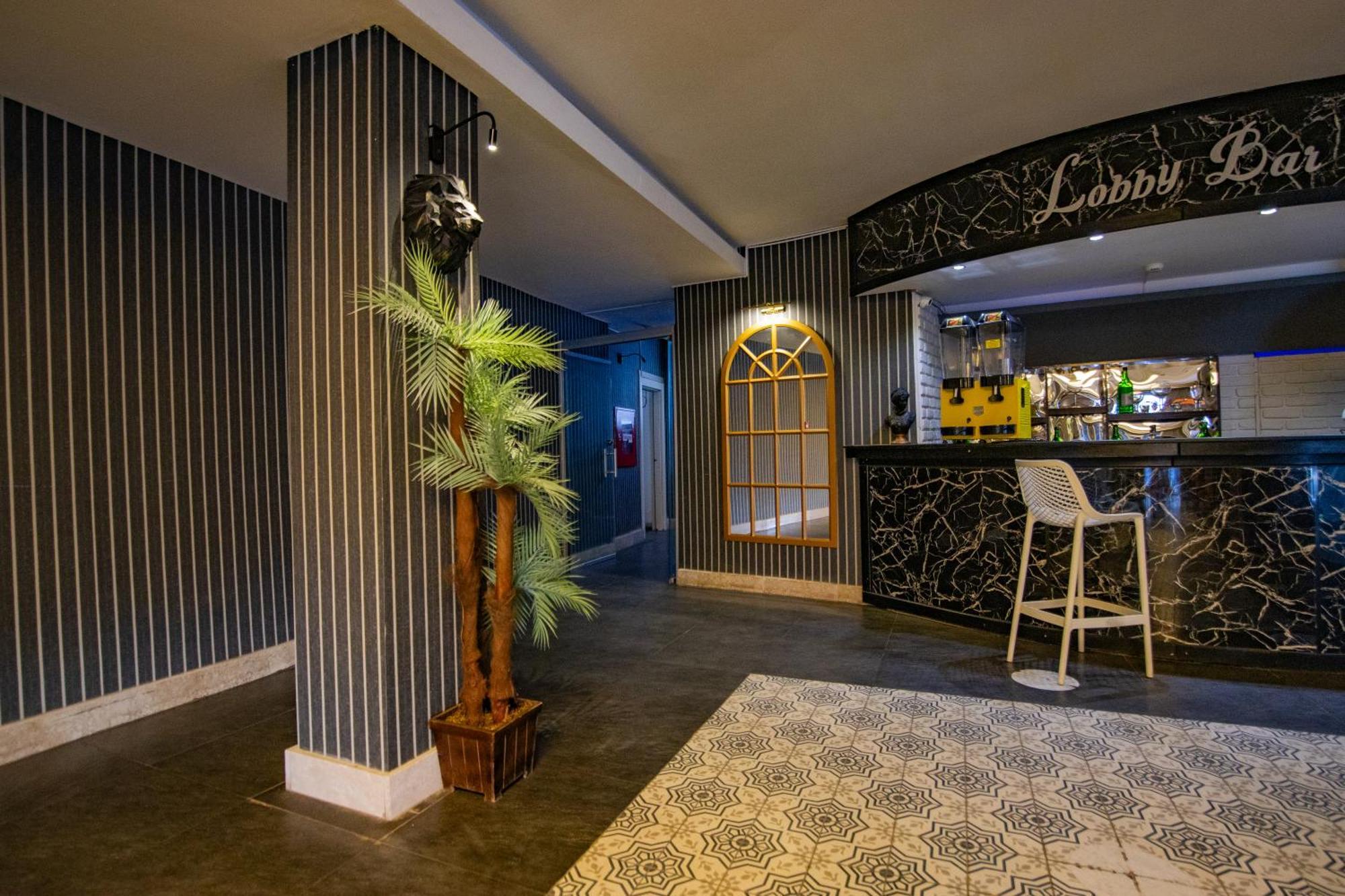 Point Beach Hotel Marmaris Buitenkant foto